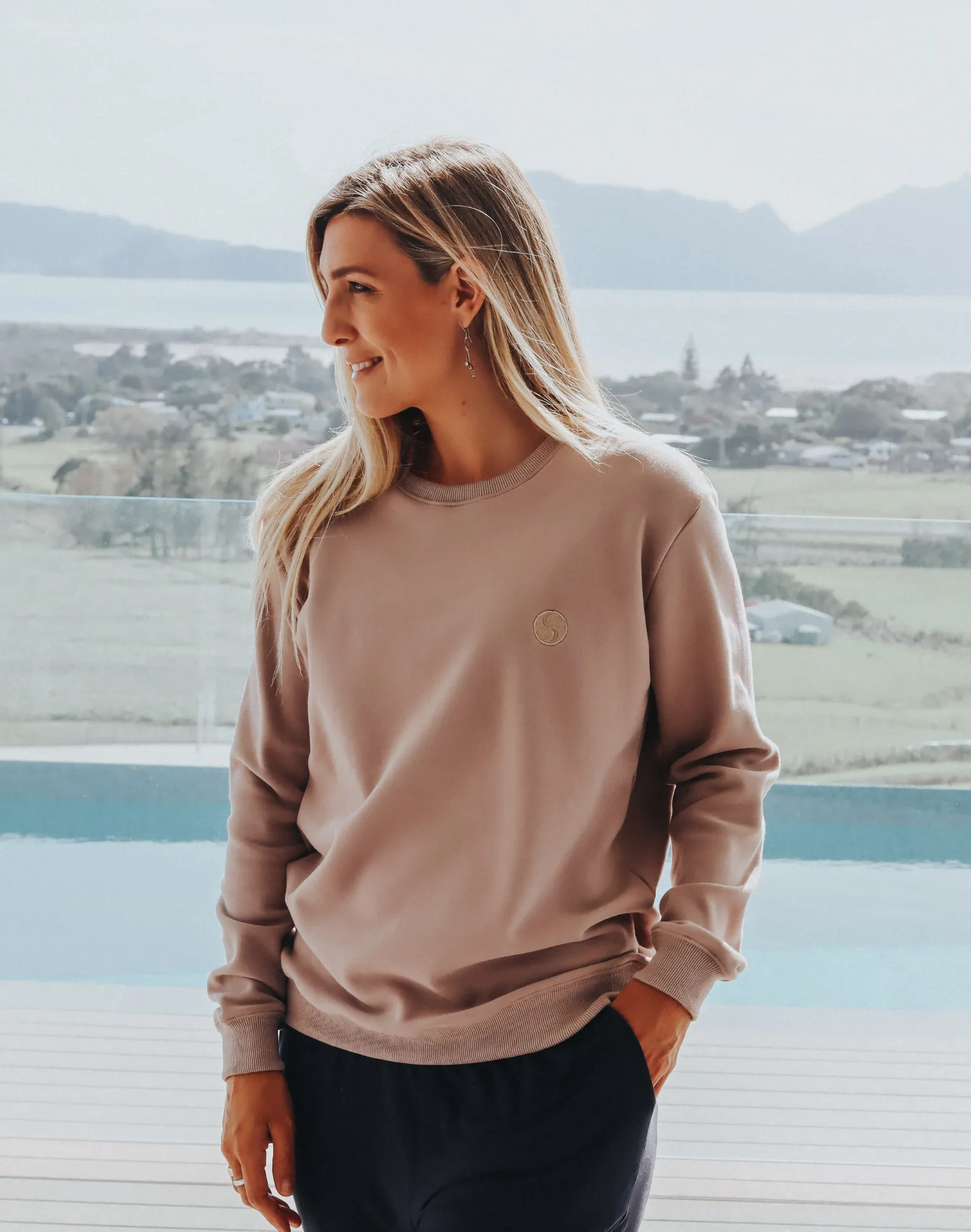 ** CLEARANCE ** Non BF - Women's Sweatshirt | Jackson Crew Camel